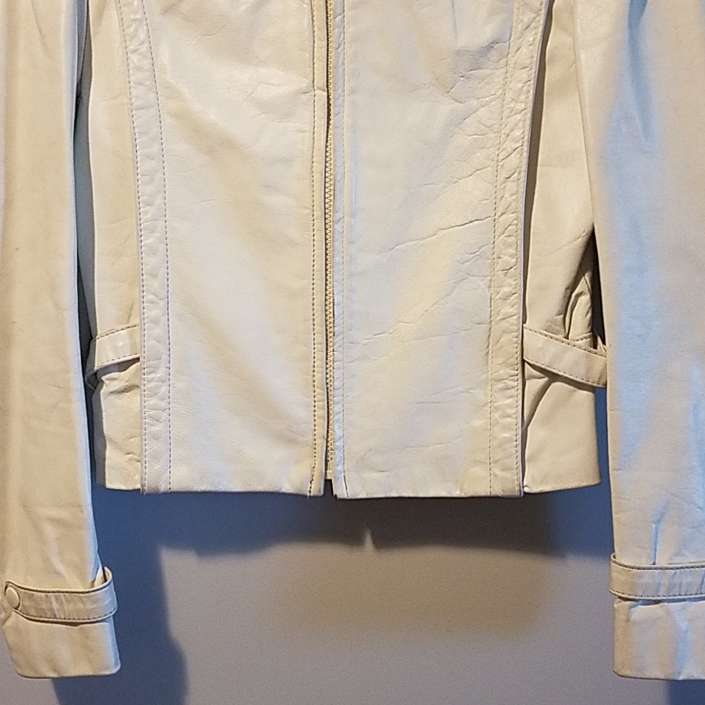 SOLD! Ivory Leather Jacket - Picture 3 of 8